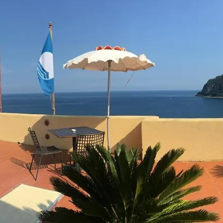 Palazzo Vescovile מלון