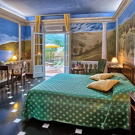 Palazzo Vescovile נולי