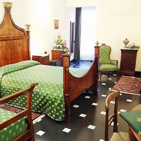 Palazzo Vescovile 4* Noli