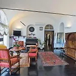 Palazzo Vescovile Noli