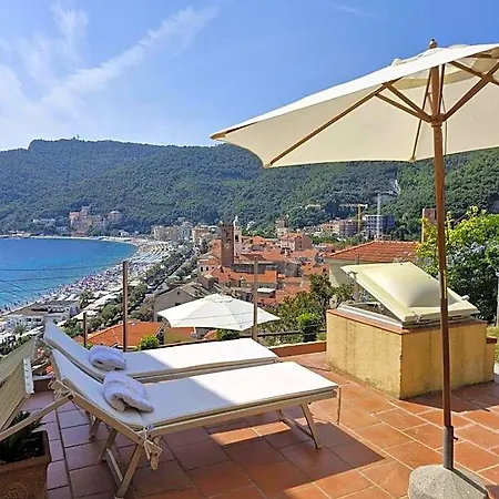 Szálloda Palazzo Vescovile 4*