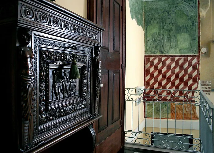 Palazzo Vescovile 4*